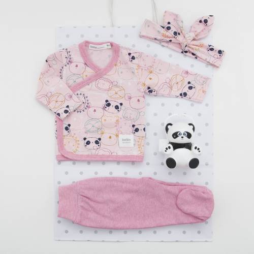 Pack de primera puesta para bebé de camiseta cruzada con pantalón, diadema a juego y cajita para chupete. Modelo Panduki rosa