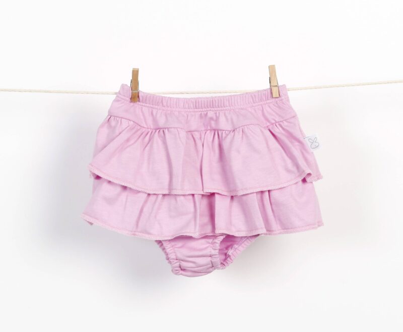 Braguita falda de volantes chicle